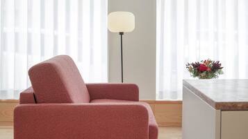 Studio | 1 bedroom, premium bedding, in-room safe, soundproofing