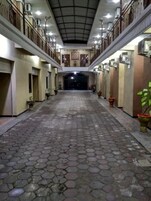 Lorong