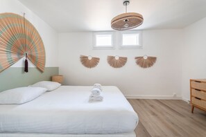 1 bedroom, free WiFi, bed sheets