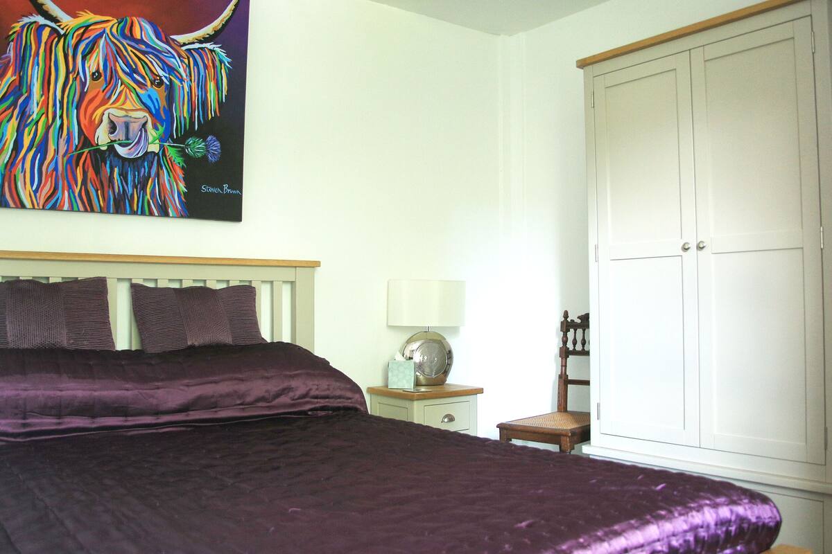 Classic Room, 1 King Bed