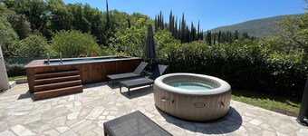 Private Countryside House Three Figs