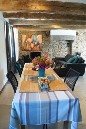 تناول الطعام