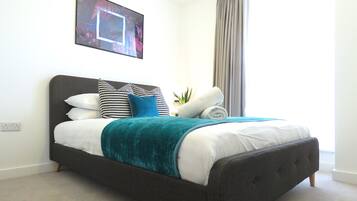 Apartment, 2 Bedrooms | In-room safe, blackout drapes, iron/ironing board, rollaway beds