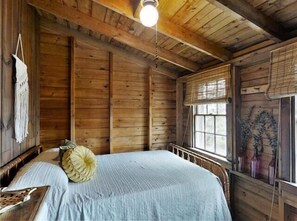 4 habitaciones, tabla de planchar con plancha y wifi gratis 