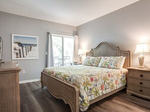 1 bedroom, iron/ironing board, internet, bed sheets