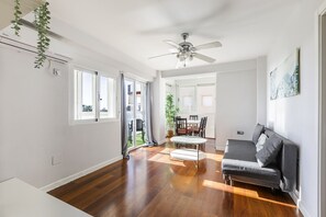 TV - A&n  San   Gerardo   123. (Torre del Mar)