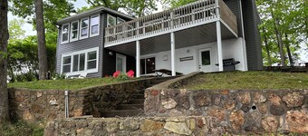 LIKE NEW! Private Lake House in a beautiful wide cove! 5 1/2 MM Gravois Arm