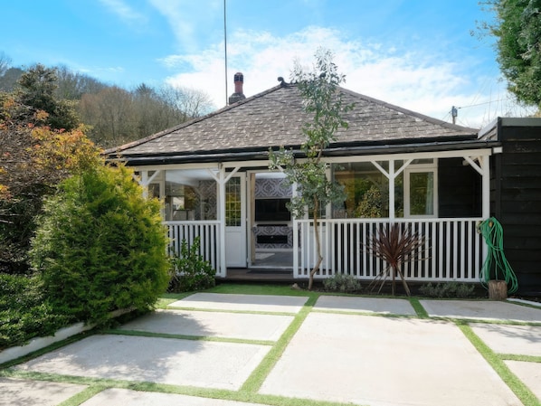 Exterior - By The Beach- UK31201 (Downderry and Seaton, near Looe)
