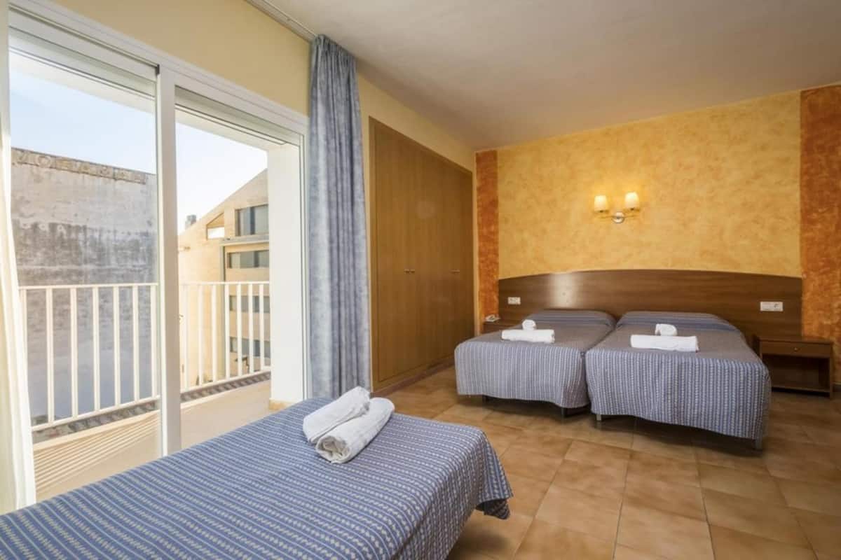 Tripla Comfort, 3 letti singoli | Con arredamento individuale, ferro/asse da stiro, Wi-Fi gratuito