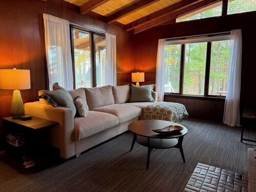 Cozy 2-bedroom cabin in South Shore of Hubbard Lake