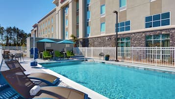 Alberca al aire libre