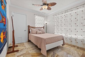 2 bedrooms, WiFi, bed sheets