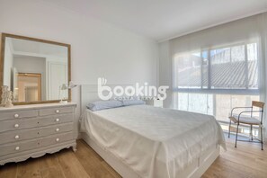 1 多间卧室、熨斗/熨衣板、免费 WiFi、床单