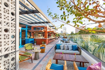 Restaurant on-premise at Moxy Miami South Beach