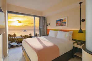 Chambre, 1 très grand lit, vue océan | Vue sur la plage/l’océan