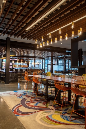 Lobby lounge