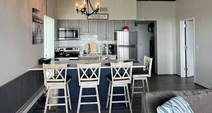 Cedar Lodge 408. 1 edroom condo with spectacular views of Winnipesaukee!