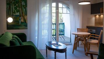 Studio Confort, vue jardin (Canelon - 2 pers) | 1 chambre