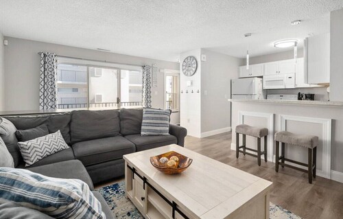 Impeccably Renovated Beach Block Condo