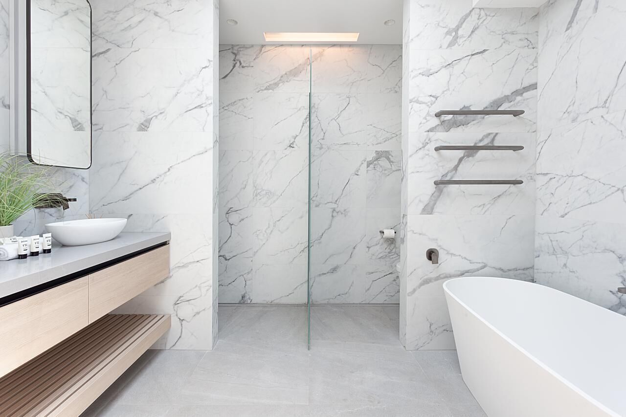 Luxury Beach House with direct Beachfront Access and breathtaking views — image 14