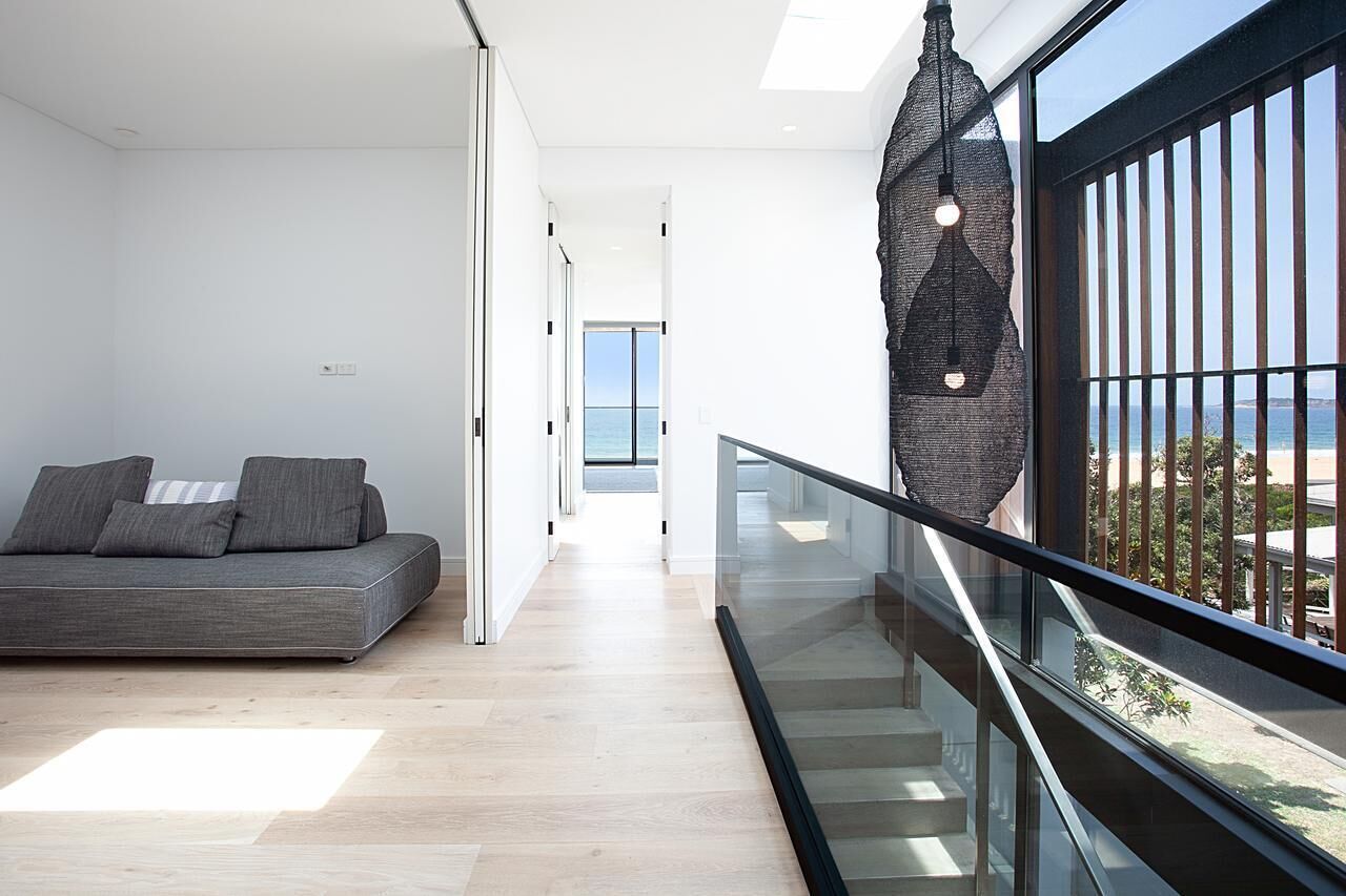 Luxury Beach House with direct Beachfront Access and breathtaking views — image 21