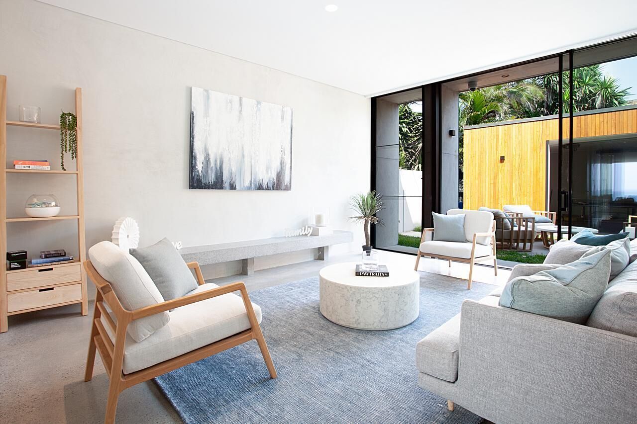 Luxury Beach House with direct Beachfront Access and breathtaking views — image 10