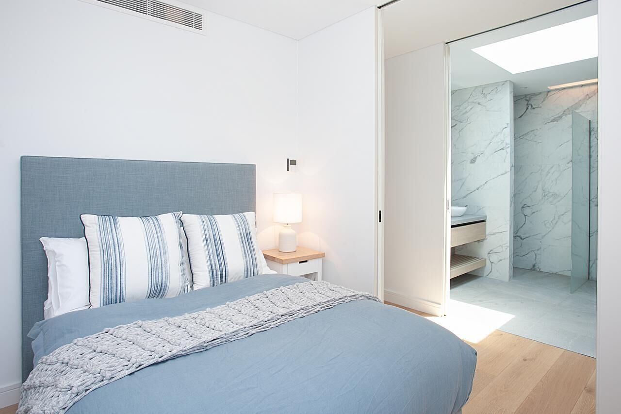 Luxury Beach House with direct Beachfront Access and breathtaking views — image 19