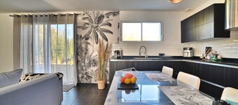 Charming house with private pool and garden