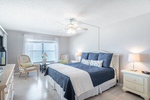 Condo, 2 Bedrooms