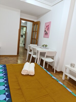 2 Schlafzimmer, WLAN, Bettwäsche