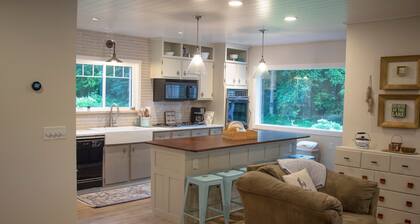 Ultimate Family Lake Retreat w/ Swim Slide, Sandy bottom, and Bar/TV Lounge