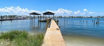 Dunrobin Cottage of Cotton Bayou | Dog Friendly Home w/ Dock & Boat Slip | My Beach Getaways