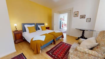 2 chambres, fer et planche Ă repasser, Wi-Fi gratuit, draps fournis