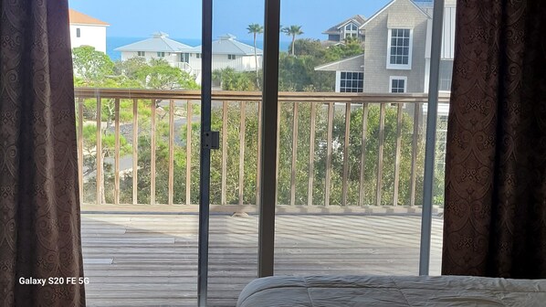 3 bedrooms, desk, iron/ironing board, free WiFi - Gated Community w/Amenities Pool, Beach Access, Pets OK (Saint George Island)