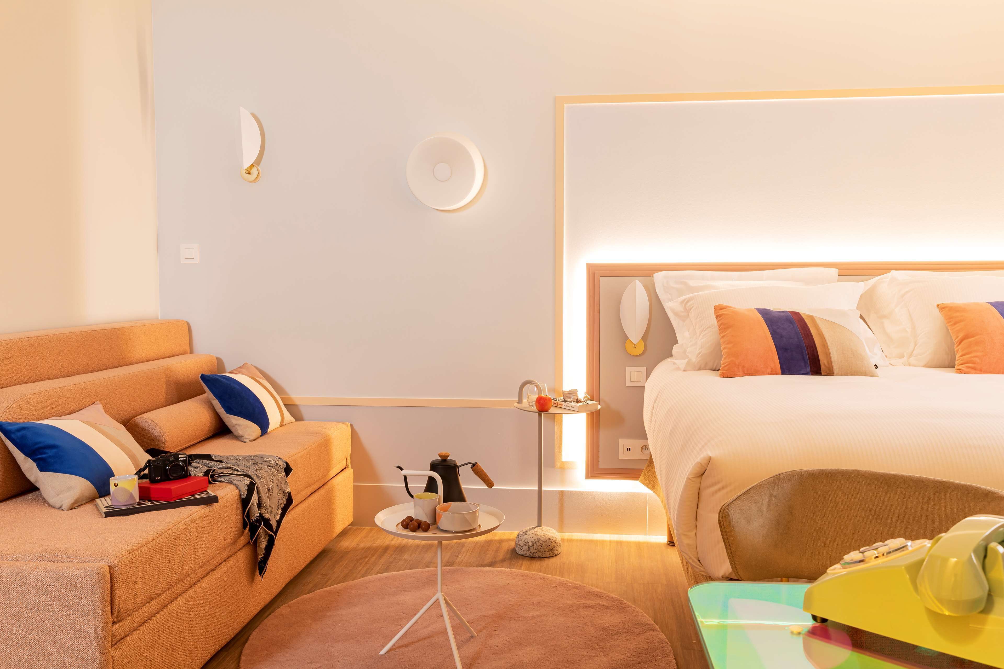 premium bedding, pillow-top beds, free minibar, in-room safe