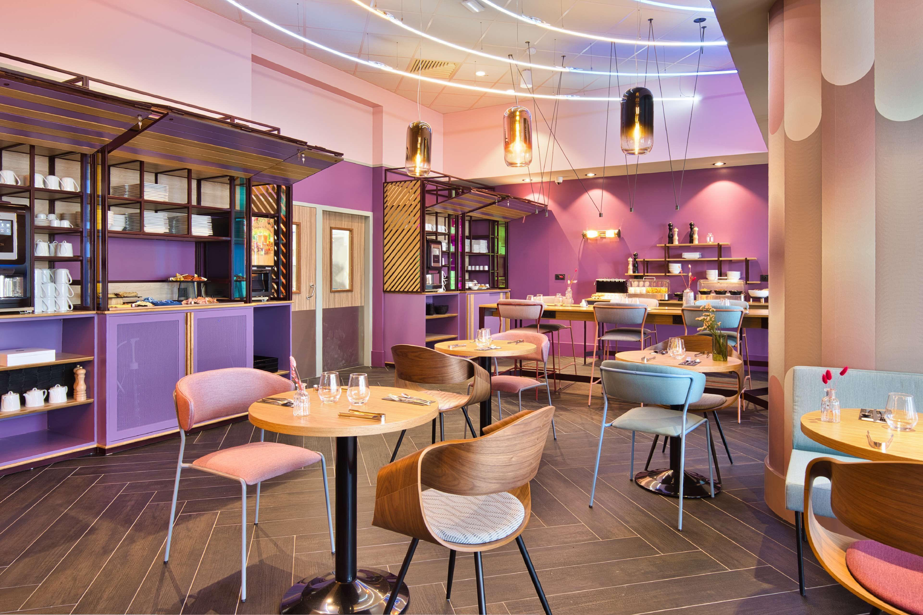 Daily buffet breakfast (EUR 18 per person)