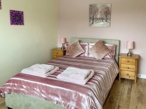 3 Schlafzimmer, kostenloses WLAN, Bettwäsche