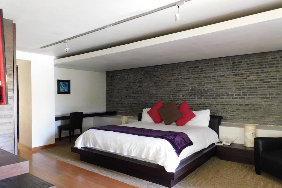 Junior-Suite | 1 Schlafzimmer, Minibar, Schreibtisch, kostenloses WLAN