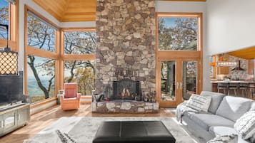 Smart TV, fireplace, DVD player, books