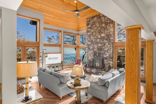 Unbeatable Views Atop Wintergreen Resort