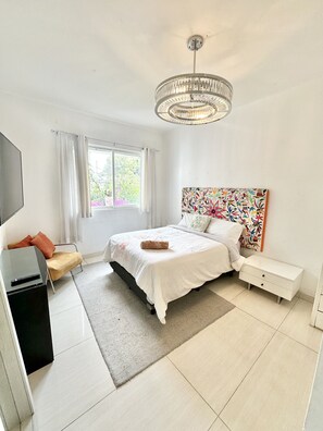 6 habitaciones, wifi y ropa de cama