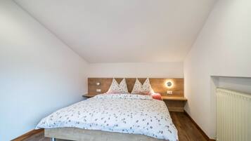 2 chambres, fer et planche Ă repasser, Wi-Fi gratuit, draps fournis