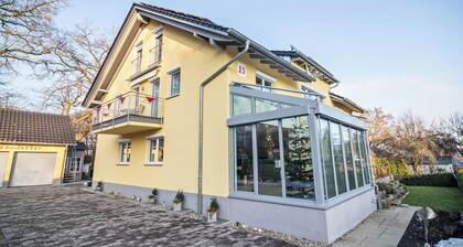 Einzimmerapartment im "Haus Ruther" in Thermalbadnähe mit WLAN, Terrasse & Garten