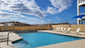 Beheizter Pool