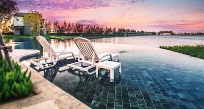 Saksiam Lakeside Resort