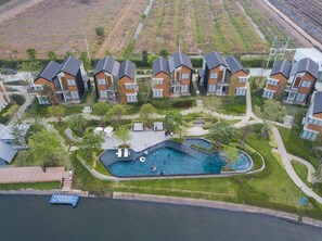 Exterior - Saksiam Lakeside Resort (Sai Noi)