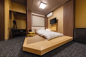 Habitación doble | Edredón, escritorio, wifi gratis y ropa de cama