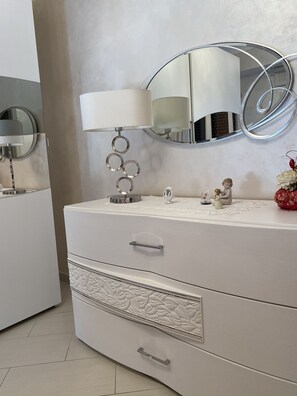 Haartrockner, Handtücher