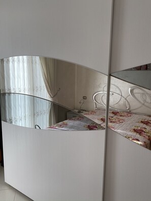 2 Schlafzimmer, Bügeleisen/Bügelbrett, WLAN
