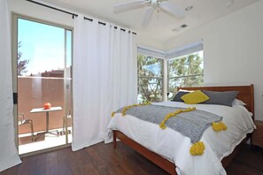 3 Schlafzimmer, Schreibtisch, Bügeleisen/Bügelbrett, kostenloses WLAN